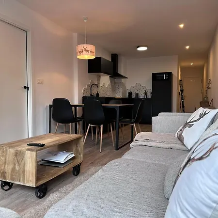 Primavera Elite Apartment *